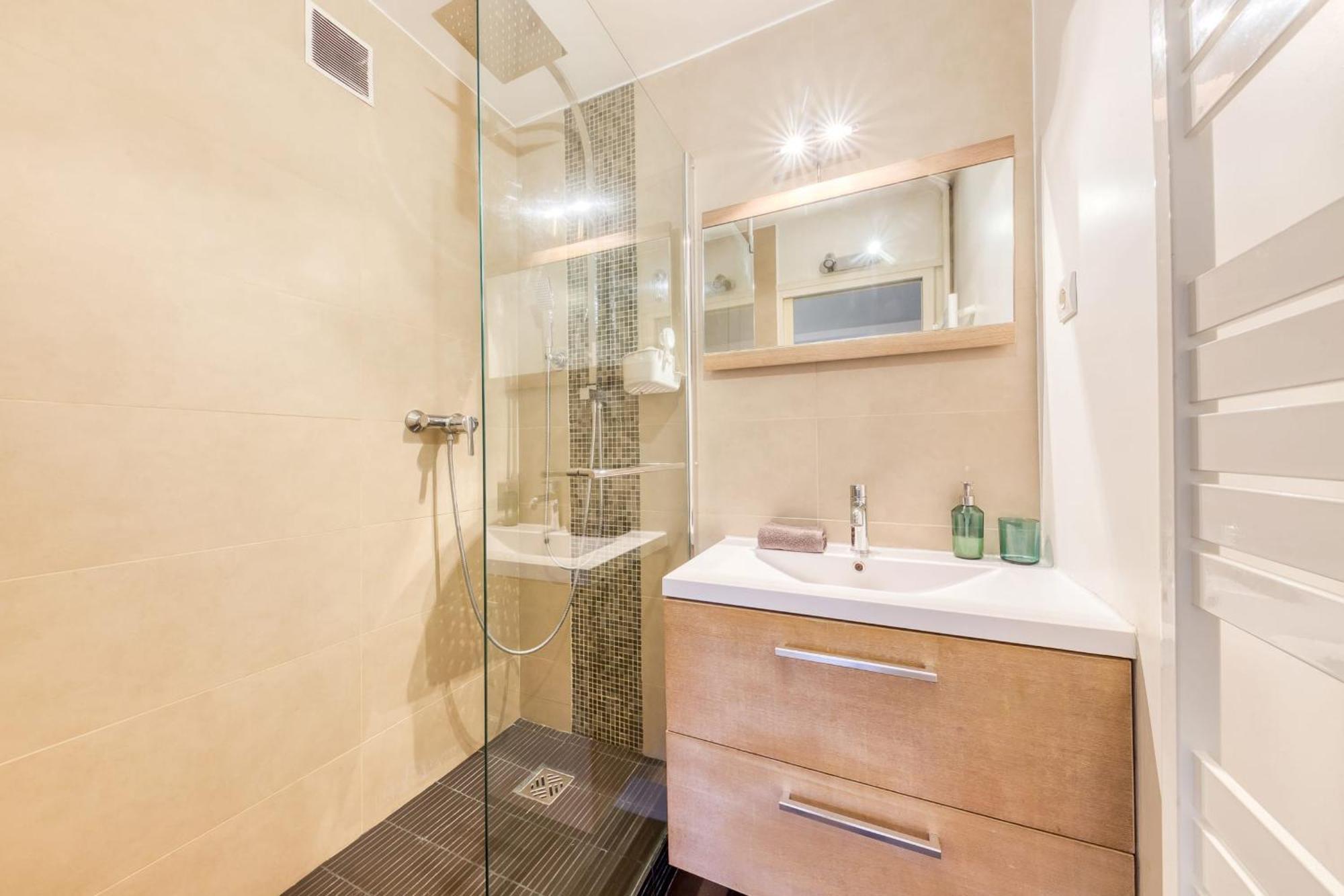 Grand Appartement Spacieux - Proche Paris แซฟร์ ภายนอก รูปภาพ