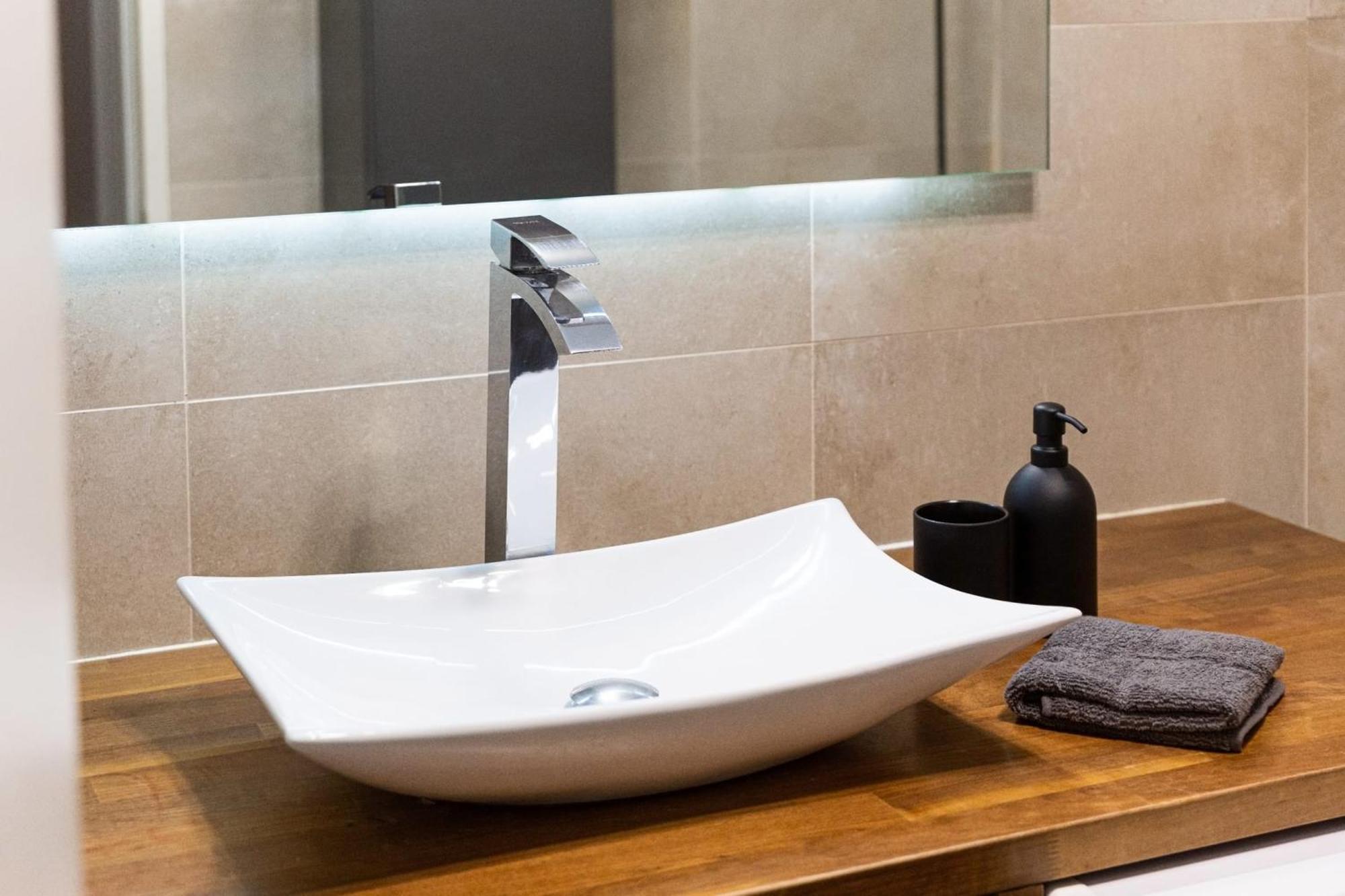 Grand Appartement Spacieux - Proche Paris แซฟร์ ภายนอก รูปภาพ