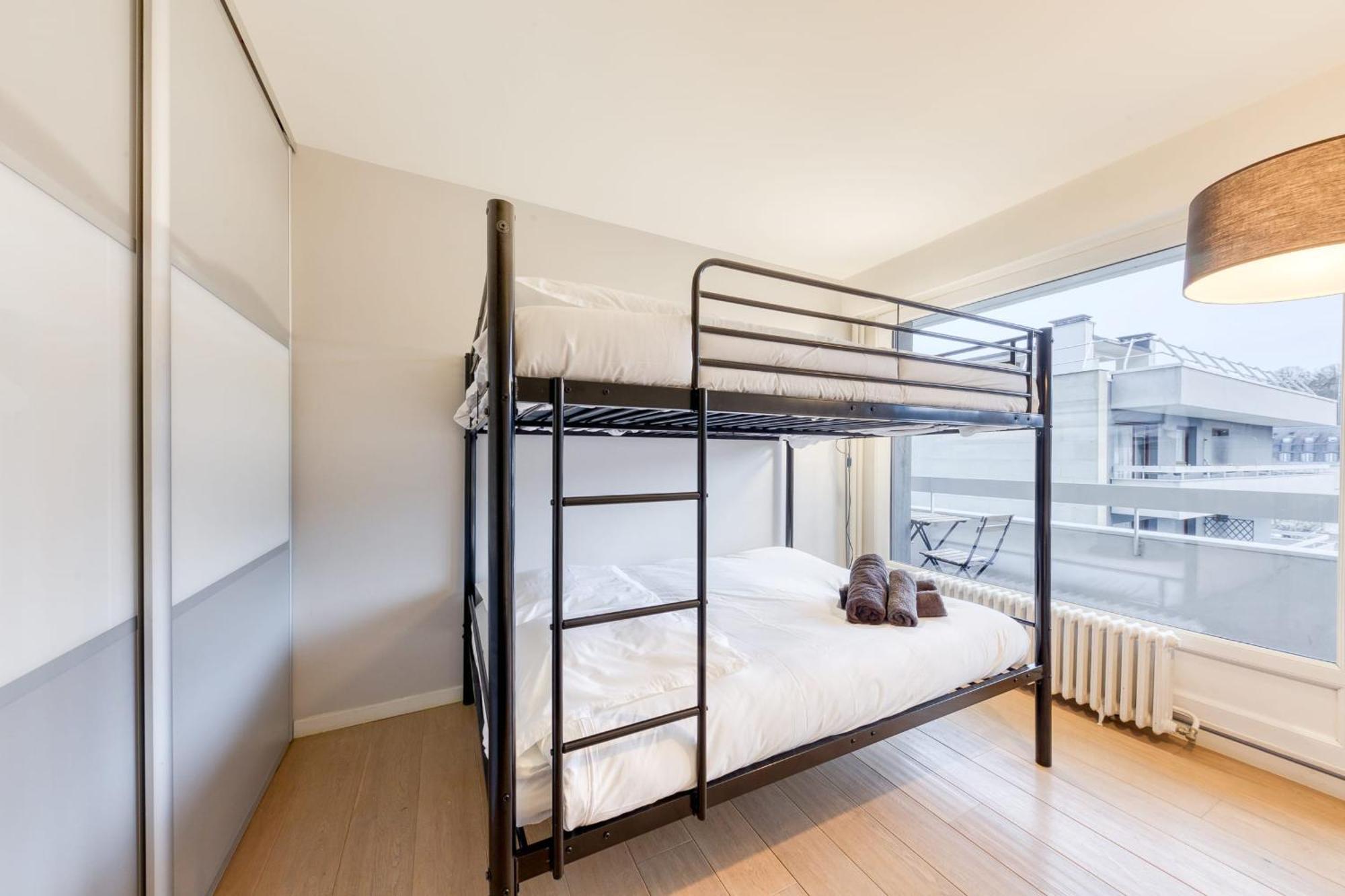 Grand Appartement Spacieux - Proche Paris แซฟร์ ภายนอก รูปภาพ